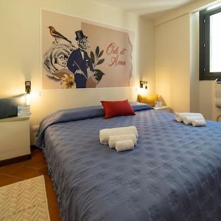 Odi Et Amo - Luxury Love Brescia Exterior foto