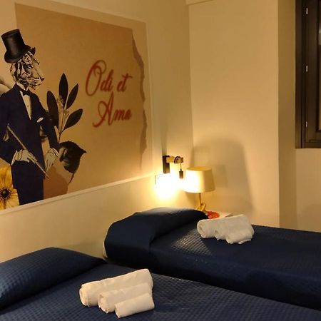 Odi Et Amo - Luxury Love Brescia Exterior foto